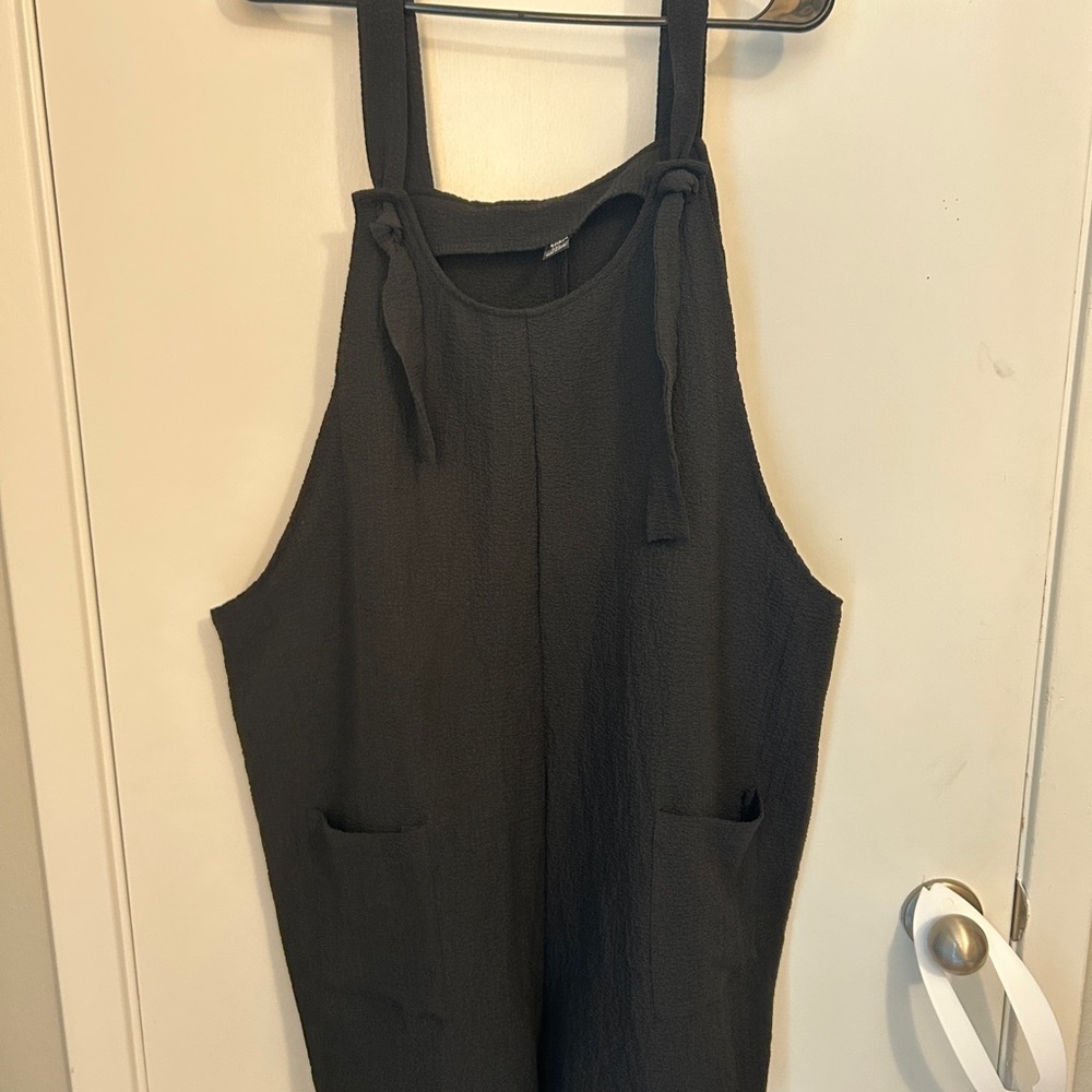SHEIN Black Contemporary Jumpsuit